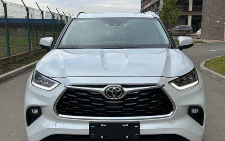 Toyota Highlander, 2024 год, 7 000 000 рублей, 2 фотография