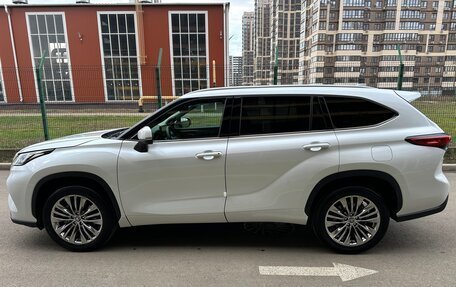 Toyota Highlander, 2024 год, 7 000 000 рублей, 7 фотография