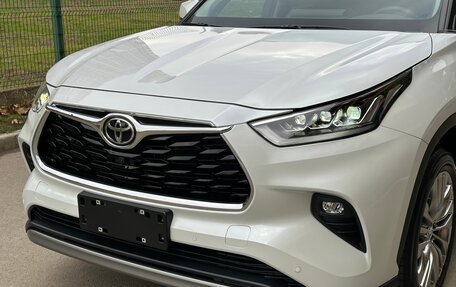 Toyota Highlander, 2024 год, 7 000 000 рублей, 9 фотография