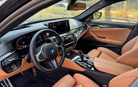 BMW 5 серия, 2021 год, 5 500 000 рублей, 5 фотография