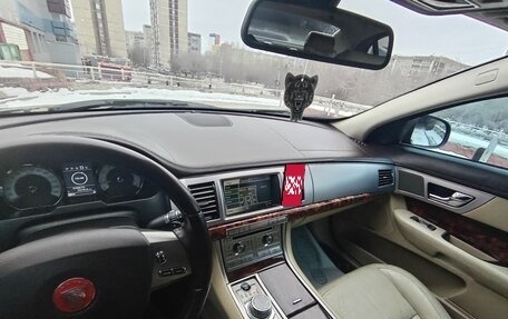 Jaguar XF I рестайлинг, 2008 год, 1 350 000 рублей, 23 фотография