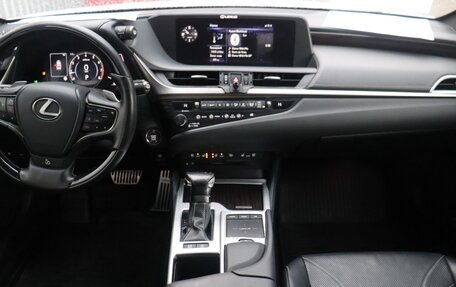 Lexus ES VII, 2018 год, 3 845 000 рублей, 12 фотография