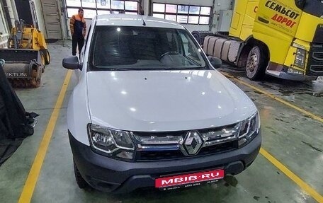 Renault Duster I рестайлинг, 2016 год, 950 000 рублей, 1 фотография