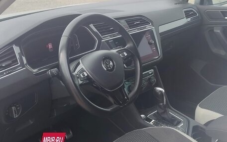 Volkswagen Tiguan II, 2019 год, 3 499 000 рублей, 10 фотография