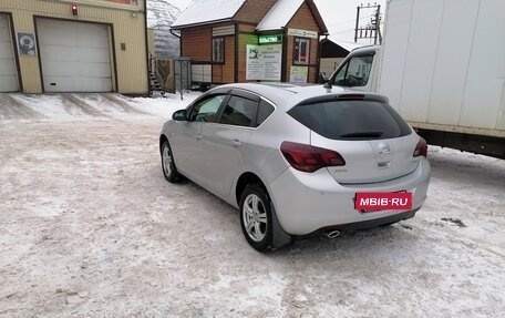 Opel Astra J, 2012 год, 760 000 рублей, 10 фотография