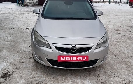 Opel Astra J, 2012 год, 760 000 рублей, 9 фотография