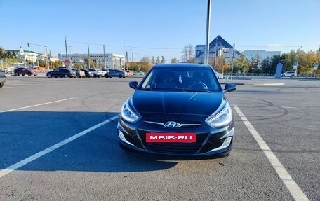 Hyundai Solaris II рестайлинг, 2013 год, 850 000 рублей, 28 фотография