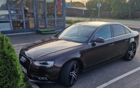 Audi A4, 2012 год, 1 400 000 рублей, 4 фотография