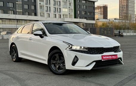 KIA K5, 2020 год, 2 400 000 рублей, 1 фотография