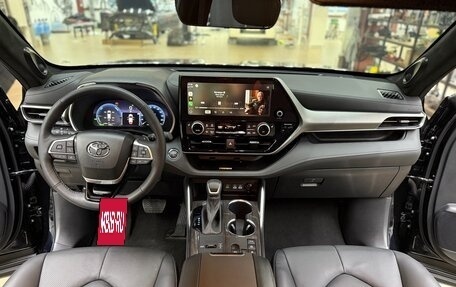 Toyota Highlander, 2024 год, 7 900 000 рублей, 12 фотография