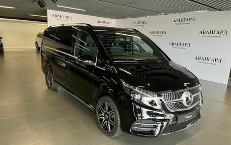 Mercedes-Benz V-Класс, 2023 год, 16 975 000 рублей, 2 фотография