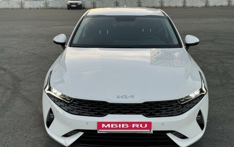 KIA K5, 2020 год, 2 400 000 рублей, 5 фотография