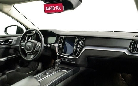 Volvo V60 II, 2018 год, 2 549 000 рублей, 9 фотография