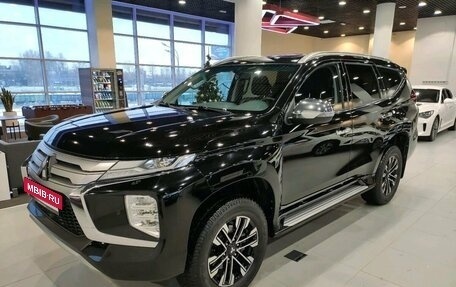 Mitsubishi Montero Sport, 2022 год, 4 430 000 рублей, 6 фотография