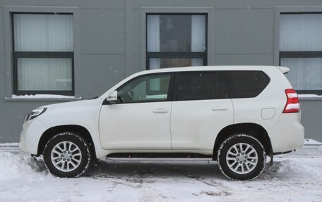 Toyota Land Cruiser Prado 150 рестайлинг 2, 2014 год, 3 149 000 рублей, 8 фотография