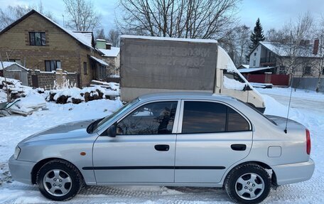 Hyundai Accent II, 2011 год, 700 000 рублей, 3 фотография