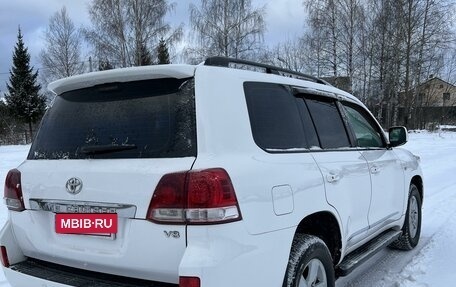 Toyota Land Cruiser 200, 2011 год, 3 150 000 рублей, 6 фотография