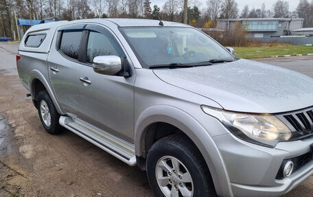 Mitsubishi L200 IV рестайлинг, 2017 год, 2 550 000 рублей, 4 фотография