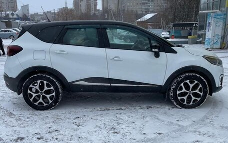 Renault Kaptur I рестайлинг, 2017 год, 1 690 000 рублей, 18 фотография