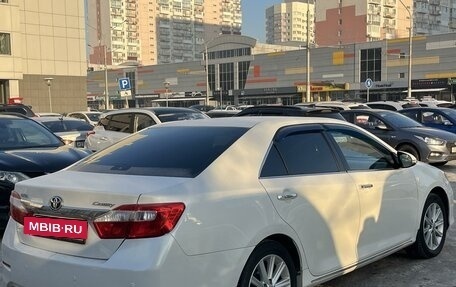 Toyota Camry, 2012 год, 1 840 000 рублей, 6 фотография