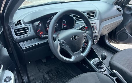 KIA Rio III рестайлинг, 2015 год, 1 100 000 рублей, 24 фотография