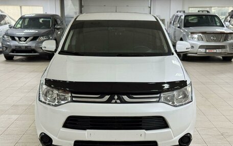 Mitsubishi Outlander III рестайлинг 3, 2012 год, 1 049 000 рублей, 2 фотография