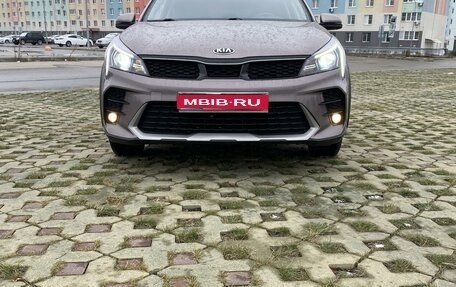 KIA Rio IV, 2020 год, 1 880 000 рублей, 1 фотография