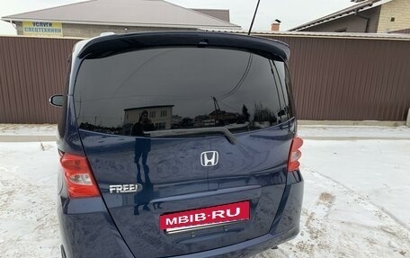 Honda Freed I, 2010 год, 1 050 000 рублей, 7 фотография