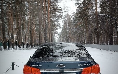 Chevrolet Cruze II, 2011 год, 870 000 рублей, 3 фотография