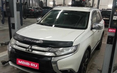 Mitsubishi Outlander III рестайлинг 3, 2015 год, 1 730 000 рублей, 1 фотография