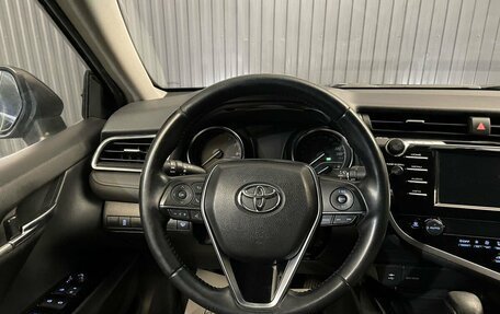 Toyota Camry, 2018 год, 2 077 000 рублей, 8 фотография