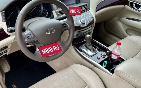 Infiniti Q70 I, 2015 год, 2 595 000 рублей, 15 фотография