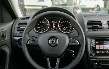 Skoda Yeti I рестайлинг, 2014 год, 1 225 000 рублей, 16 фотография