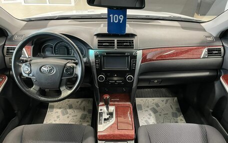 Toyota Camry, 2014 год, 2 199 099 рублей, 16 фотография