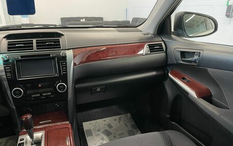 Toyota Camry, 2014 год, 2 199 099 рублей, 15 фотография