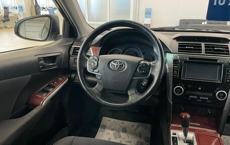 Toyota Camry, 2014 год, 2 199 099 рублей, 14 фотография