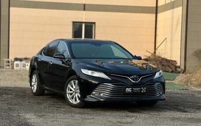 Toyota Camry, 2020 год, 2 600 000 рублей, 1 фотография