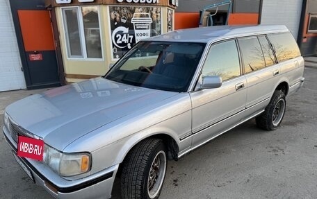 Toyota Crown, 1992 год, 465 000 рублей, 1 фотография