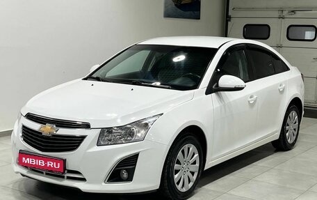 Chevrolet Cruze II, 2014 год, 999 900 рублей, 1 фотография