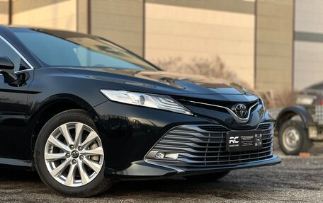 Toyota Camry, 2020 год, 2 600 000 рублей, 4 фотография