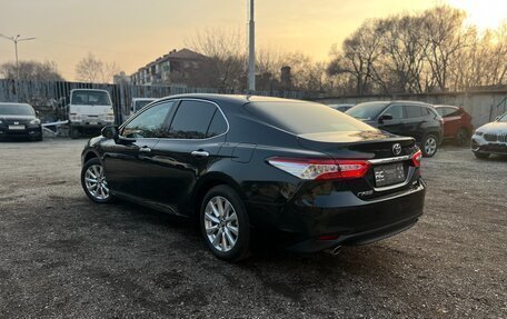 Toyota Camry, 2020 год, 2 600 000 рублей, 6 фотография