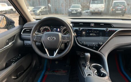 Toyota Camry, 2020 год, 2 600 000 рублей, 12 фотография