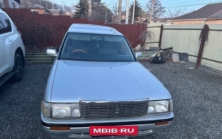 Toyota Crown, 1992 год, 465 000 рублей, 3 фотография