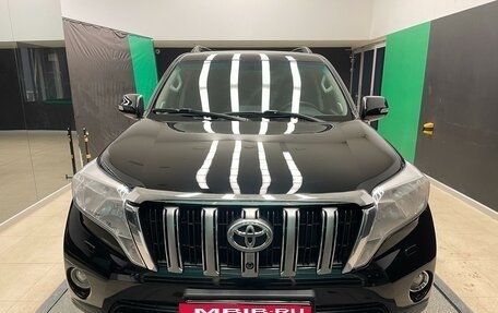 Toyota Land Cruiser Prado 150 рестайлинг 2, 2014 год, 2 900 000 рублей, 2 фотография