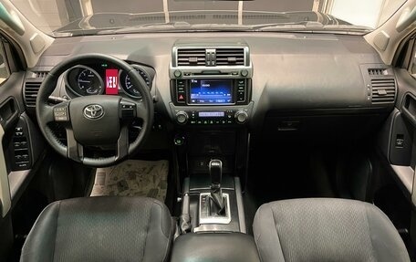 Toyota Land Cruiser Prado 150 рестайлинг 2, 2014 год, 2 900 000 рублей, 17 фотография