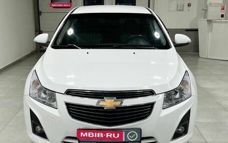 Chevrolet Cruze II, 2014 год, 999 900 рублей, 2 фотография