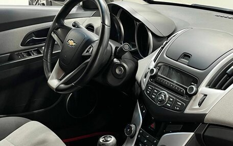 Chevrolet Cruze II, 2014 год, 999 900 рублей, 8 фотография