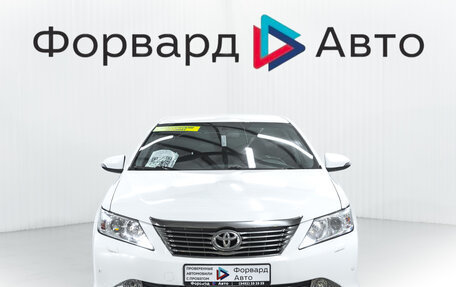 Toyota Camry, 2014 год, 1 985 000 рублей, 2 фотография