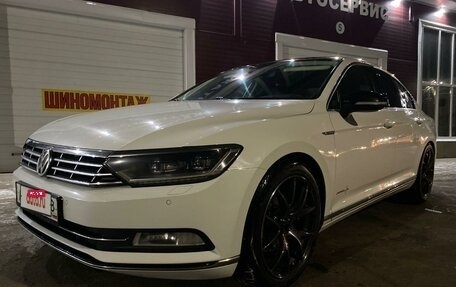 Volkswagen Passat B8 рестайлинг, 2017 год, 2 320 000 рублей, 15 фотография