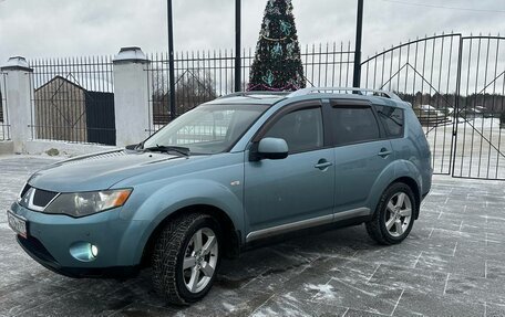 Mitsubishi Outlander III рестайлинг 3, 2008 год, 1 000 000 рублей, 8 фотография